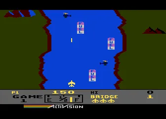 Carol Shaw's River Raid gameplay screenshot on 5200