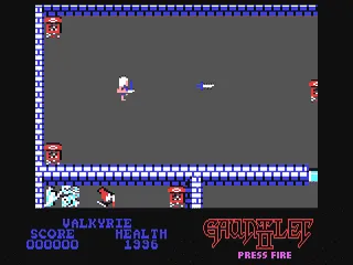 Gauntlet II gameplay screenshot on C64
