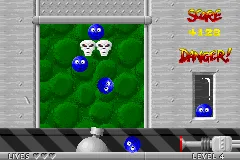 Snood gameplay screenshot on GBA