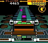 Klax gameplay screenshot on GBC