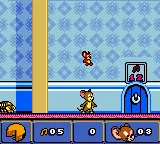 Tom and Jerry in: Mouse Attacks! gameplay screenshot on GBC