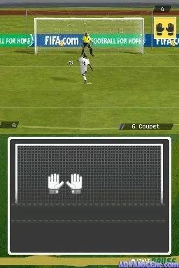 FIFA 11 gameplay screenshot on DS
