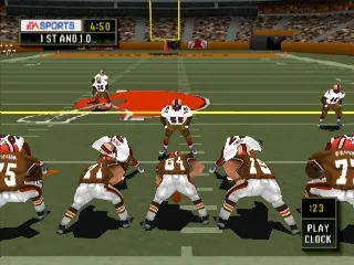Madden NFL 2000 gameplay screenshot on PS1